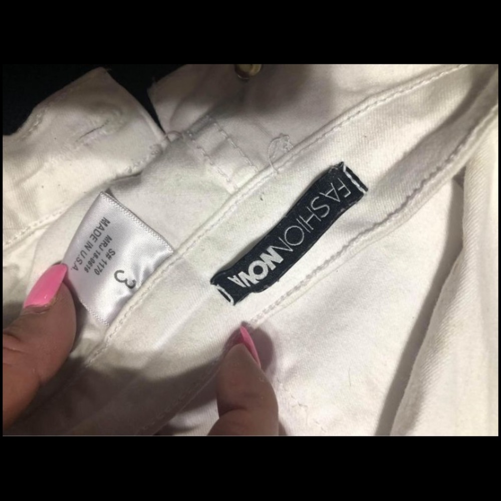 White high waisted jeans